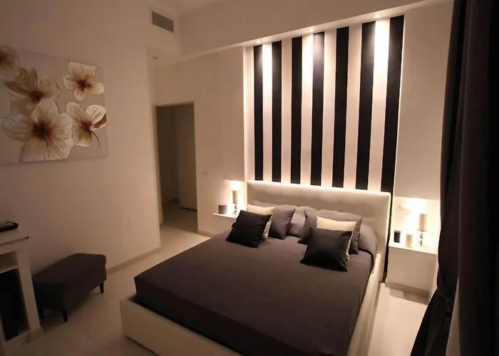 ゲストハウス Interno 7 Luxury 4*